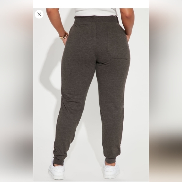 Fashion Nova Stole Your Boyfriend's Oversized Joggers-Charcoal Size 1X (NWOT) - Picture 7 of 12
